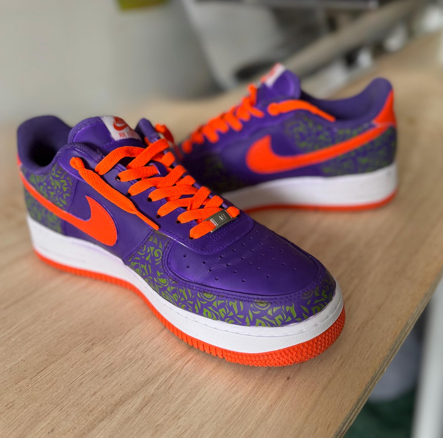 Custom Nike Air Force 1 – Purple & Orange with Detailing